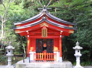 1. Hakone – Kuzuryu Shrine
